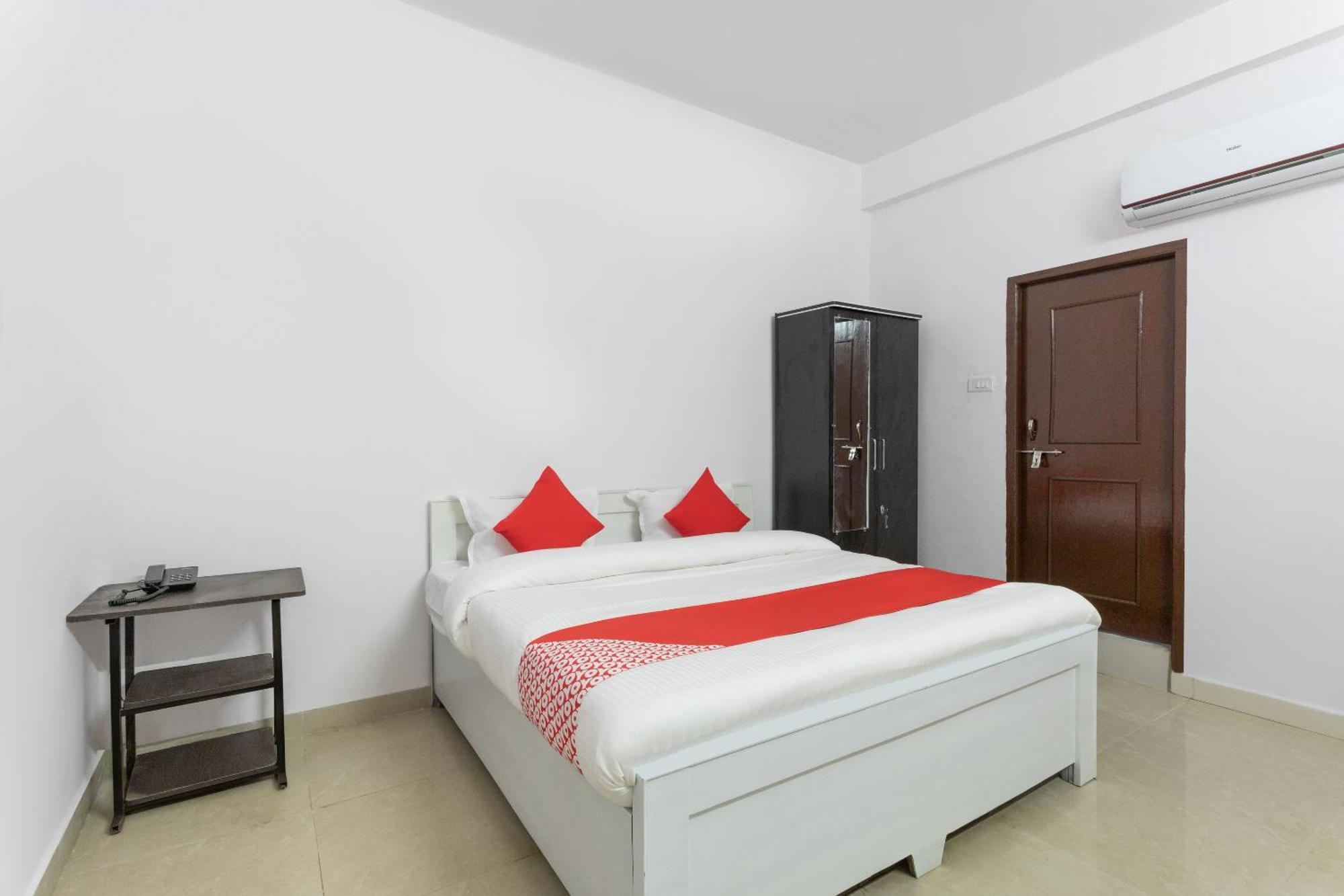 Hotel O Golden Star Bhopal Buitenkant foto